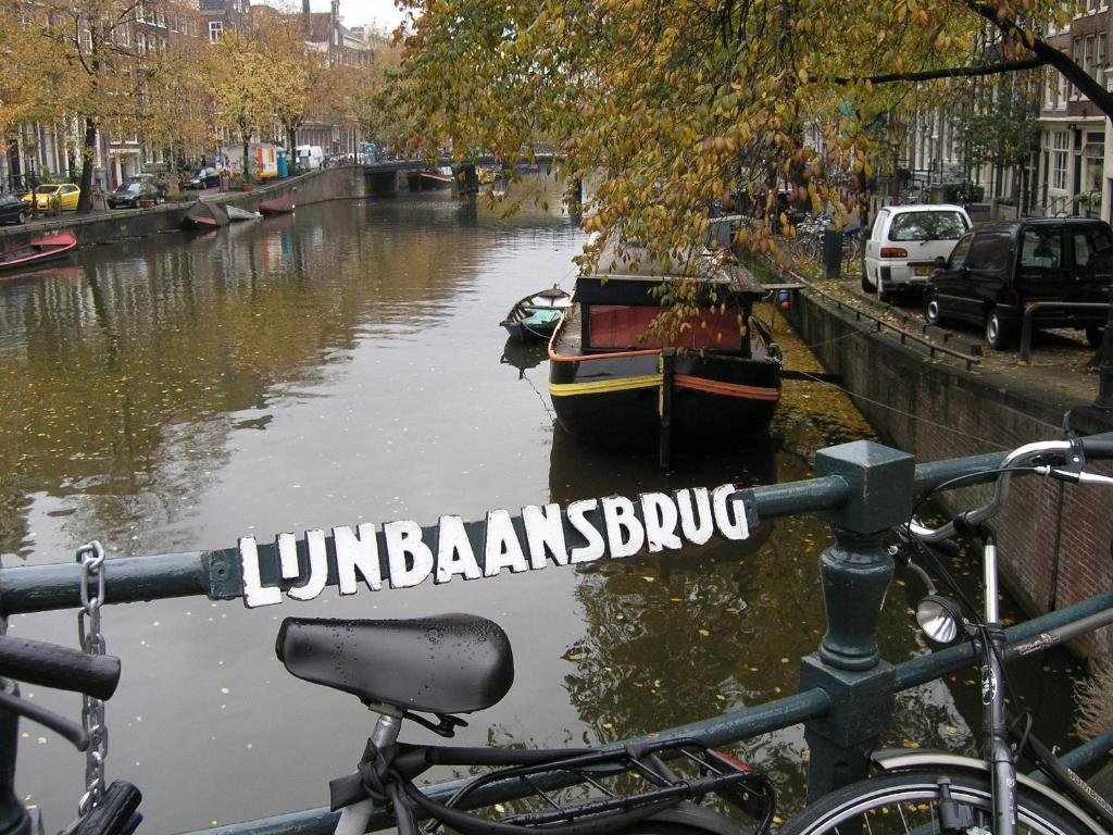 B&B Singel 100 Ámsterdam Exterior foto